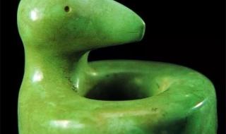 玉器展览打一成语